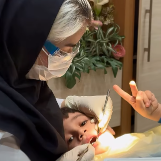 نمونه کار کلینیک دندانپزشکی پارسیان | مطب ۳۶۵