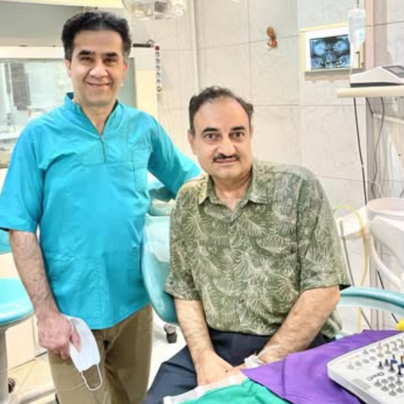 نمونه کار کلینیک دندانپزشکی پردیس اصفهان | مطب ۳۶۵